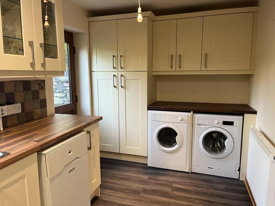 Bryn Rhedyn Cottage Cwm-y-glo Екстер'єр фото